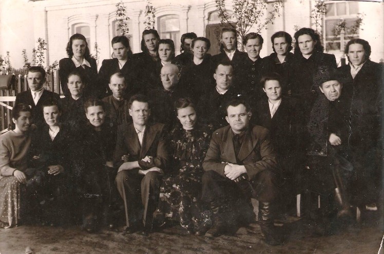 Педагогический коллектив, 1948 год.